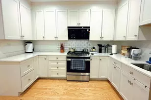 16 Taylor Dr, Reading, MA 01867 - Photo 2