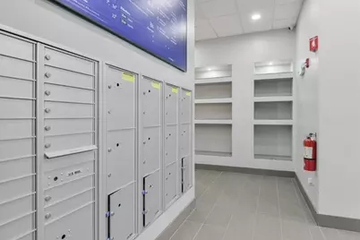 585 Essex St #PH 513, Lynn, MA 01901 - Photo 18