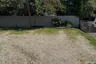 24-28 Hall, Fall River, MA 02724 - Photo 12