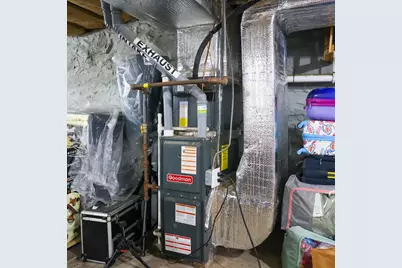 84 Cambridge St, Lowell, MA 01851 - Photo 36