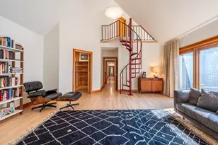 100 Larkspur Dr, Amherst, MA 01002 - Photo 18