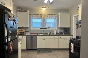 49 Farnham St, Fall River, MA 02720 - Photo 4