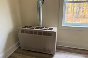 181 Pond St, Leominster, MA 01453 - Photo 24