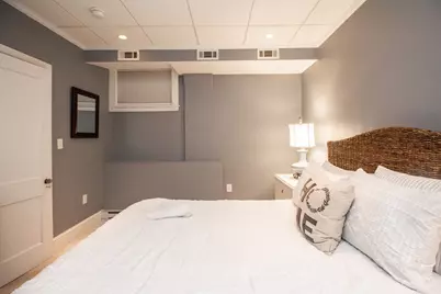 1253 Beacon St #4BB, Brookline, MA 02446 - Photo 16