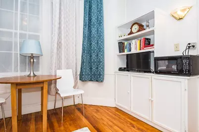 1253 Beacon St #B4, Brookline, MA 02446 - Photo 6