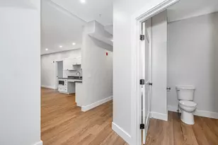 241 W 6th, Lowell, MA 01850 - Photo 2