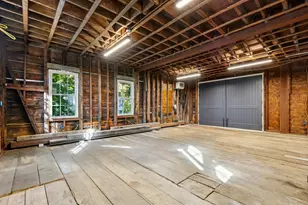8 Pine St, Boston, MA 02136 - Photo 6