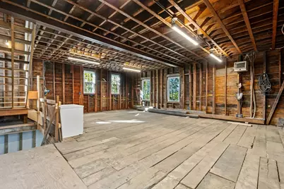 8 Pine St #4, Boston, MA 02136 - Photo 4