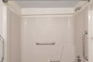 250 Hammond Pond Pkwy, Newton, MA 02467 - Photo 20