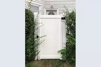 3 Guernsey St #3, Boston, MA 02131 - Photo 18