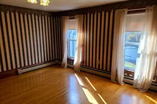 10 Maple Ave, Grafton, MA 01560 - Photo 4