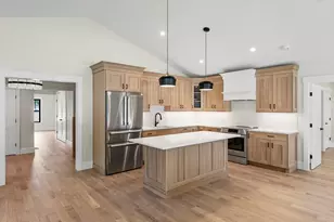 46 Sandwich Rd, Plymouth, MA 02360 - Photo 6