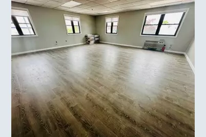 6 West Broadway #22, Derry, NH 03038 - Photo 2