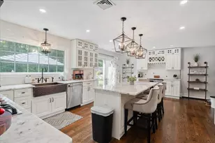 84 Diniz Dr, Raynham, MA 02767 - Photo 18