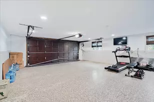 84 Diniz Dr, Raynham, MA 02767 - Photo 36