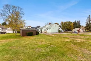 9 Jefferson St, Taunton, MA 02780 - Photo 32