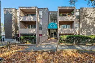 10 Shrewsbury Green Dr, Shrewsbury, MA 01545 - Photo 1