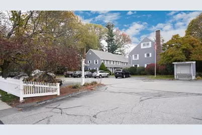 64 Mechanic St #3, Attleboro, MA 02703 - Photo 2