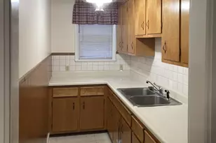109 Green Hill Pkwy, Worcester, MA 01605 - Photo 8