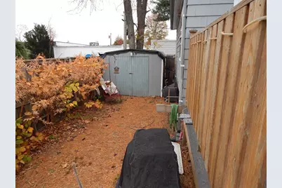 35 Jenny Lind St, New Bedford, MA 02740 - Photo 32