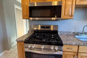 95 Hermon St, Winthrop, MA 02152 - Photo 4