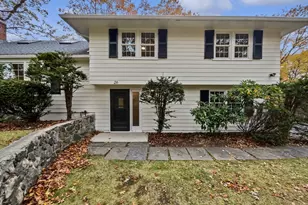 26 Berkshire Dr, Winchester, MA 01890 - Photo 1