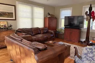 17 Central St, Marblehead, MA 01945 - Photo 6