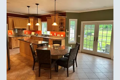 34 Base Lodge Ln, Swansea, MA 02777 - Photo 8