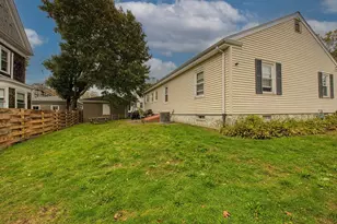 499 Maple St, Fall River, MA 02720 - Photo 4