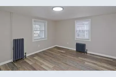 151 Littleton St, Springfield, MA 01104 - Photo 6