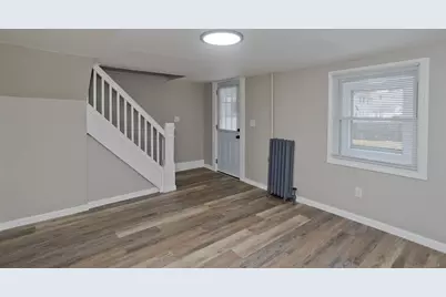 151 Littleton St, Springfield, MA 01104 - Photo 8