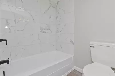 151 Littleton St, Springfield, MA 01104 - Photo 18