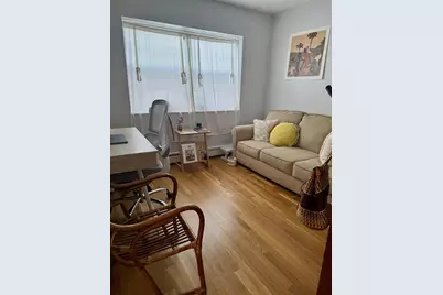 8 Robinwood Ave #6, Boston, MA 02130 - Photo 4