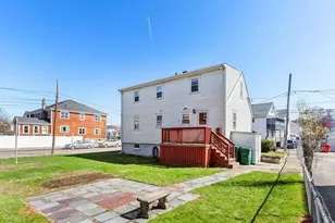 88 Dartmouth St, Medford, MA 02155 - Photo 2