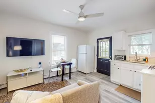 24 Hews St, Cambridge, MA 02139 - Photo 2