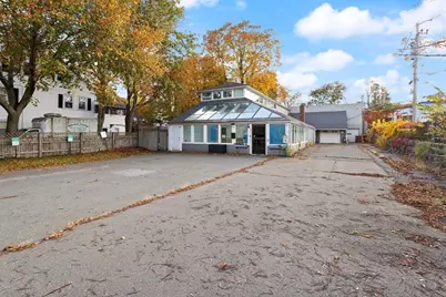 430 Maple St, Danvers, MA 01923 - Photo 2