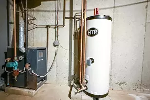 24 Wilson St, Marlborough, MA 01752 - Photo 28