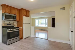 5 Hayes St, Maynard, MA 01754 - Photo 10