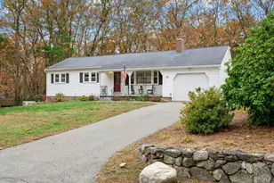 28 Chestnut Hill Rd, Chelmsford, MA 01824 - Photo 2