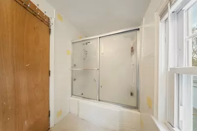 1078 Liberty St, Springfield, MA 01104 - Photo 20