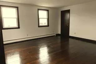 28 Greenwich St, Attleboro, MA 02703 - Photo 4