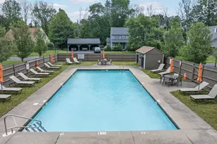 19 Camelot Ct, Stoughton, MA 02072 - Photo 6