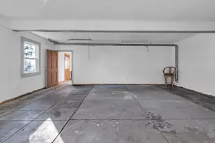 27 Chase St, Orange, MA 01364 - Photo 32