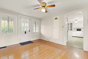 10 Oak St, Wareham, MA 02571 - Photo 4