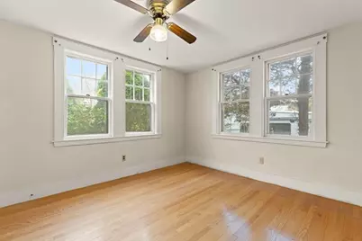 10 Oak St, Wareham, MA 02571 - Photo 6
