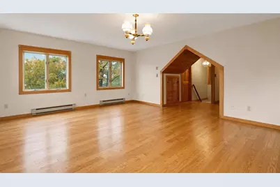 10 Oak St, Wareham, MA 02571 - Photo 18