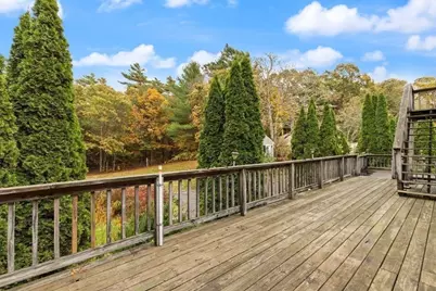 10 Oak St, Wareham, MA 02571 - Photo 30