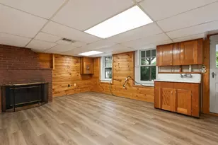 10 Oak St, Wareham, MA 02571 - Photo 28