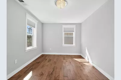 409 Norfolk St, Cambridge, MA 02139 - Photo 18