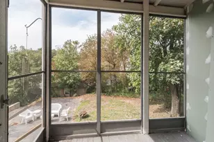 21 York Ave, Watertown, MA 02472 - Photo 6